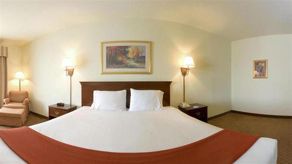 Holiday Inn Express Hotel And Suites Weslaco By Ihg Экстерьер фото