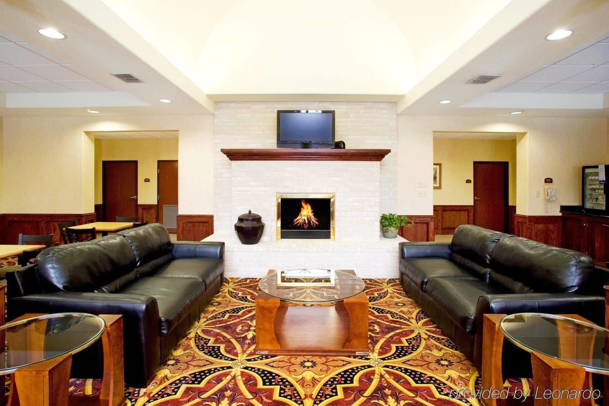 Holiday Inn Express Hotel And Suites Weslaco By Ihg Интерьер фото
