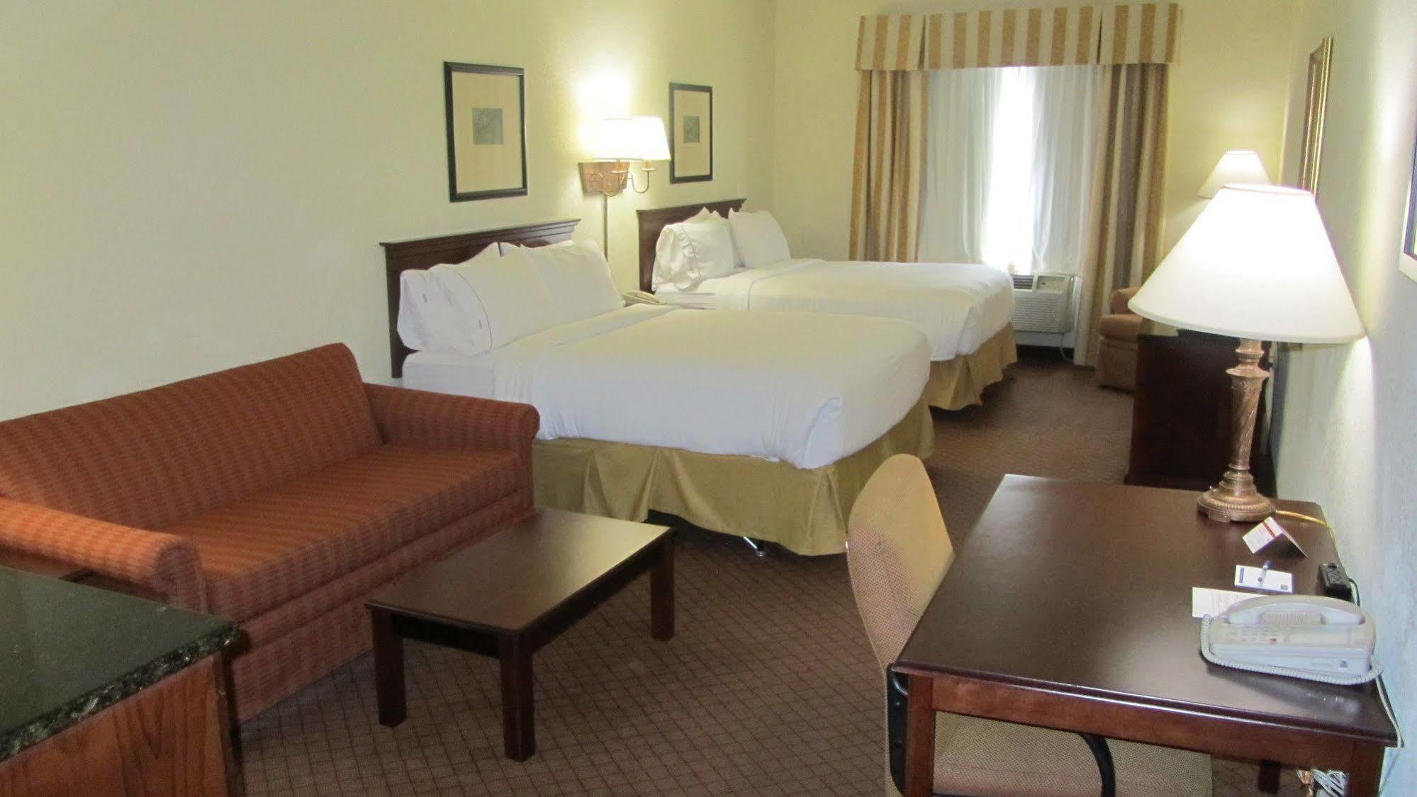 Holiday Inn Express Hotel And Suites Weslaco By Ihg Экстерьер фото